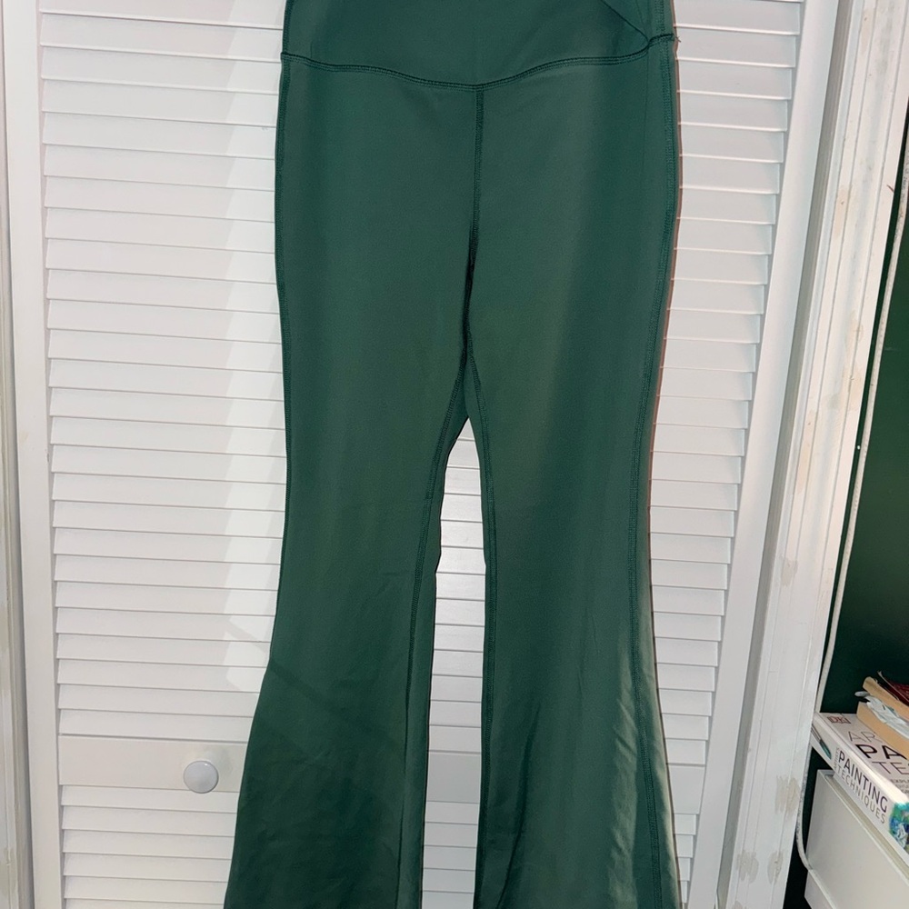 Yoga Pants- Yogalicious Lux Madison Crossover Flare Large